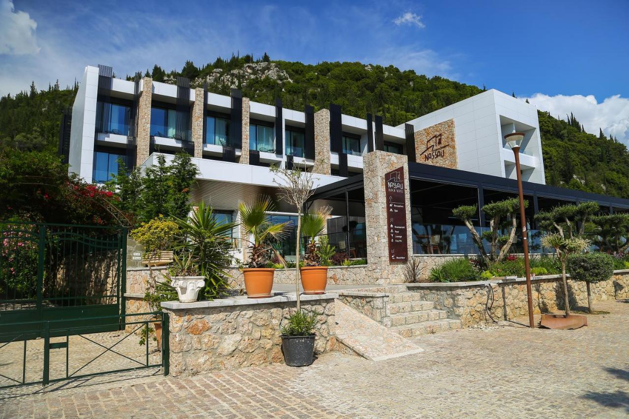 Nassau Hotel